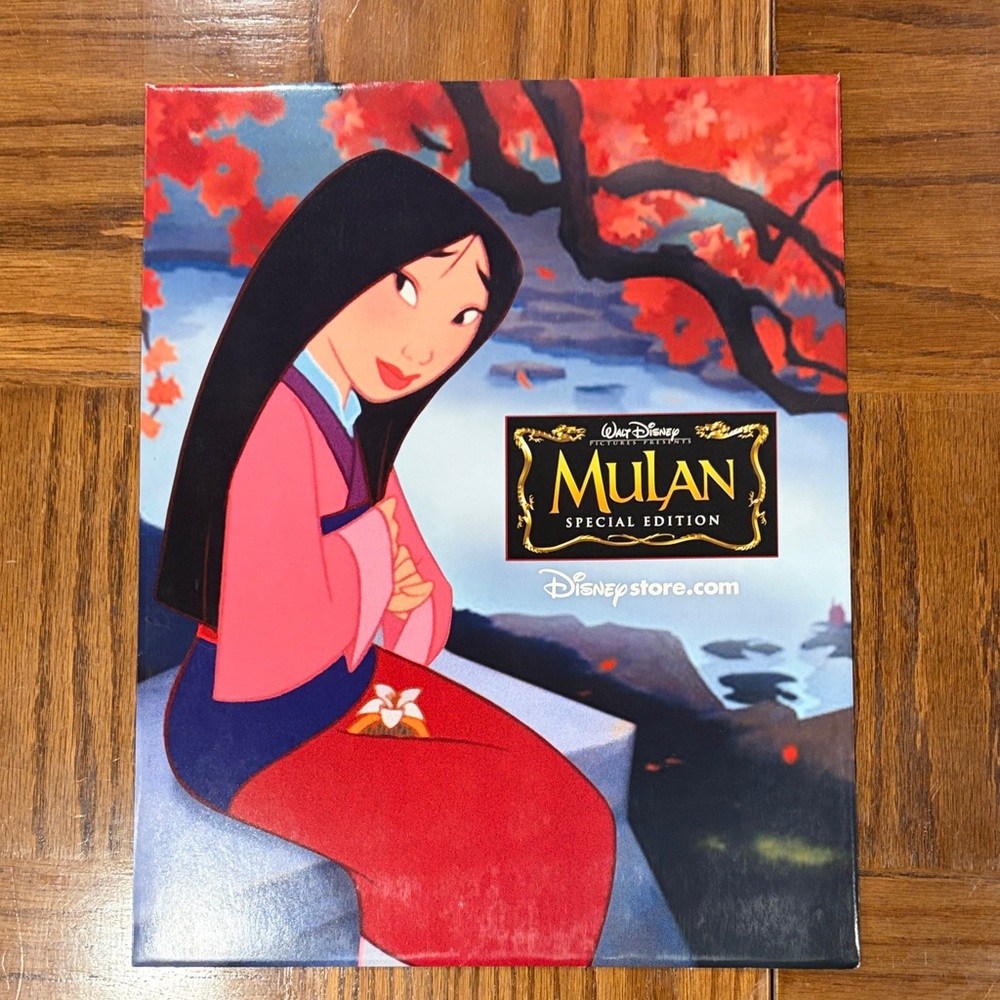 Disney Mulan Special Edition Lithograph with Red and Pink Cover - Picture 2 of 6